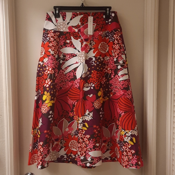 🥳HPx2🥳 NWT, Trina Turk Sparkling 2 Skirt in Flor de Jalisco Faille - Picture 4 of 16